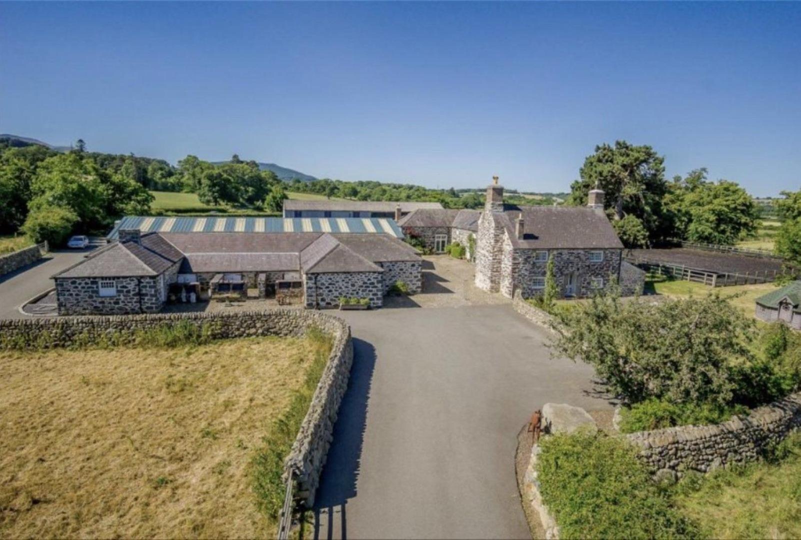 Tal Y Bont Uchaf Villa Bangor  Eksteriør bilde